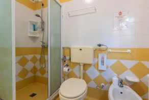 Villa Vacanze Paradiso - Oasi di Tranquillità con Piscina e Giardino a 10 min dal mare - Banheiro