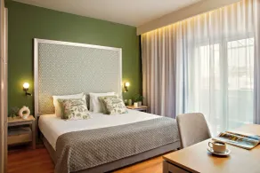 Zeus Essence Bucharest Central - Room