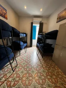 Bookarest Hostel Malta - Room
