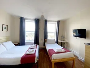 Lady Hamilton Inn - Habitación
