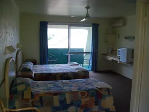 Sun Plaza Motel - Mackay - Room