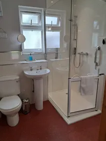 Ornum Cottage with hot tub - Badezimmer