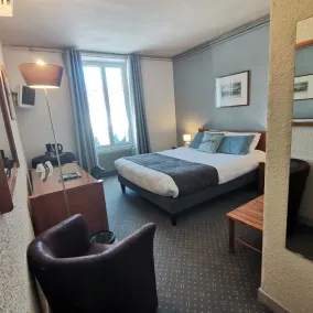 Logis Hotel Le Cerf - Værelse