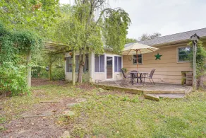 Quiet Retreat in Bluffton: Fish, Hike & Golf - Interior