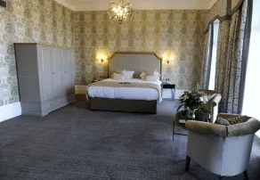 Best Western Premier Dover Marina Hotel & Spa - Room