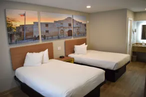Days Inn by Wyndham San Antonio Alamo/Riverwalk - Habitación