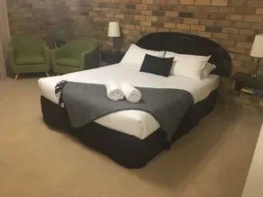 Magdala Motor Lodge & Lakeside Restaurant - Room