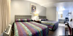 Emerald Best Motel - Room