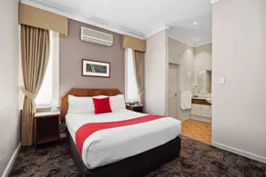 Quality Hotel Bayswater - Room