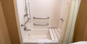 Dakota Sioux Casino and Hotel - Bathroom