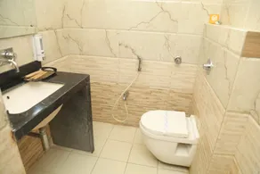 Geetanjali International - Bathroom