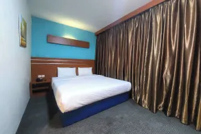 D'merlion Hotel Batam - Room