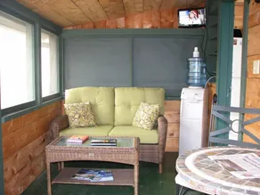 Wooden Boat Inn - Siddeområde i lobbyen