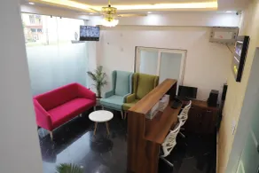 Opulent Inn By Lime Tree Hotels - Reception