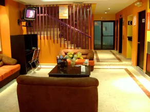 Hotel Le-Gar - Recepción