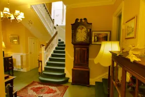 Trehaven Manor - Lobby