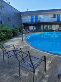7 Nights Stay - Pool