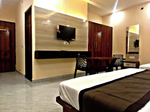 Hotel Vrindavan Paradise & Resort - Quarto