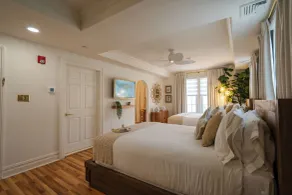 Coastal Chateau - Habitación