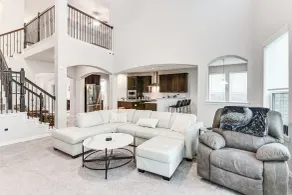 Grand Family Home w/ Patio & Fenced Yard in Arcola - Innenbereich
