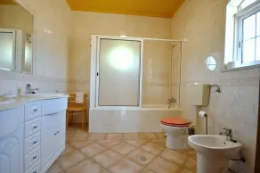 Large Country Villa with Private Pool, Vilamoura - Bagno