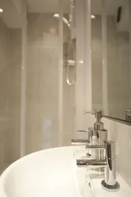 Cadleigh Manor - Baño