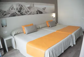 Ohtels Villa Dorada - Chambre