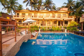 Alcove Resort Vagator - Pool