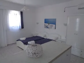 Blue and White Studios & Apartments - Room