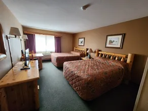 Pine Peaks Lodge & Suites - Zimmer