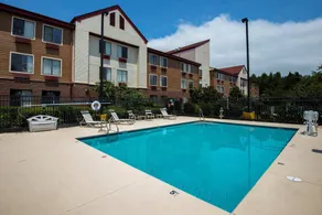 Red Roof Inn & Suites Savannah Airport - Piscine