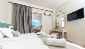 Ilios Hotel, Adults Only - Værelse