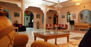 Riad Qodwa - Lobby sitting area