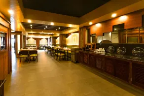 Sumitel Queens Yard - Restaurant