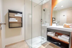 Hôtel AKENA Chalons-en-Champagne - Salle de bain