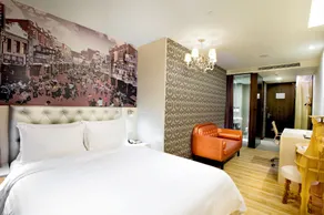 FX Hotel Tainan - Room