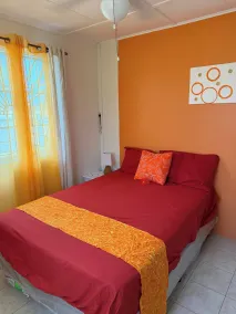 Hy-De-Way 3BR Near Miami Beach Oistins - Rom