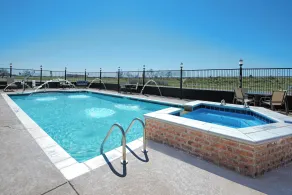 Holiday Inn Express Hotel and Suites Monahans I-20 by IHG - Pool