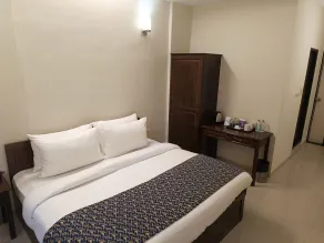 VITS Select Bharuch - Room