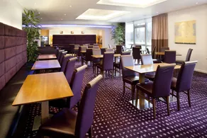 Holiday Inn Express Cambridge by IHG - Restaurant
