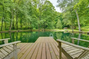 Guest House w/ Private Pond & Dock in Southbury! - Interiør