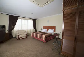 Hotel Elegance NV - Room
