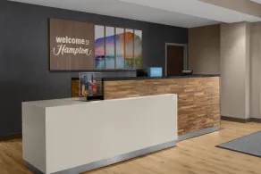 Hampton Inn & Suites By Hilton Long Island Farmingdale - Réception