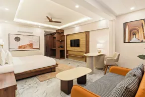 Country Inn Dehradun - Room