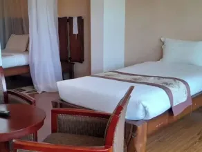 Fairways Hotel - Room