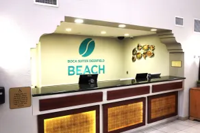 Boca Suites Deerfield Beach, SureStay Collection by BW - Réception