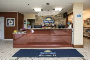 Days Hotel by Wyndham Allentown Airport / Lehigh Valley - Réception