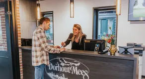 Hotel Sportsbar & Brasserie Dorhout Mees - Receção