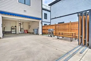 Modern Indianapolis Home w/ Skyline Views - Interiør