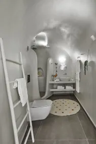 Mellow Luxury Cave - Bad